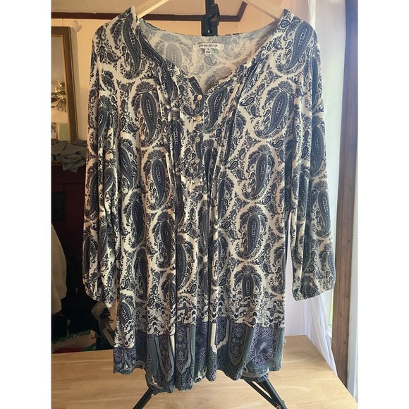 Rose & Olive Tops - Rose + Olive Women's 1X Blouse Blue Paisley Print